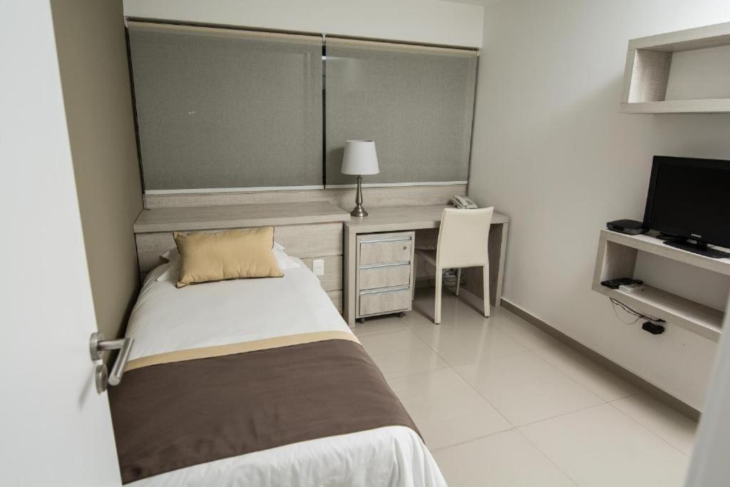 Mercosur Universitas Aparthotel Montevideo Room photo